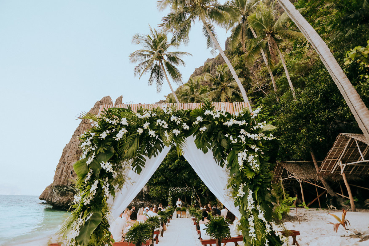 San Francisco Wedding Photographer  Lyka Mak Photography  el nido resort hawaii wedding