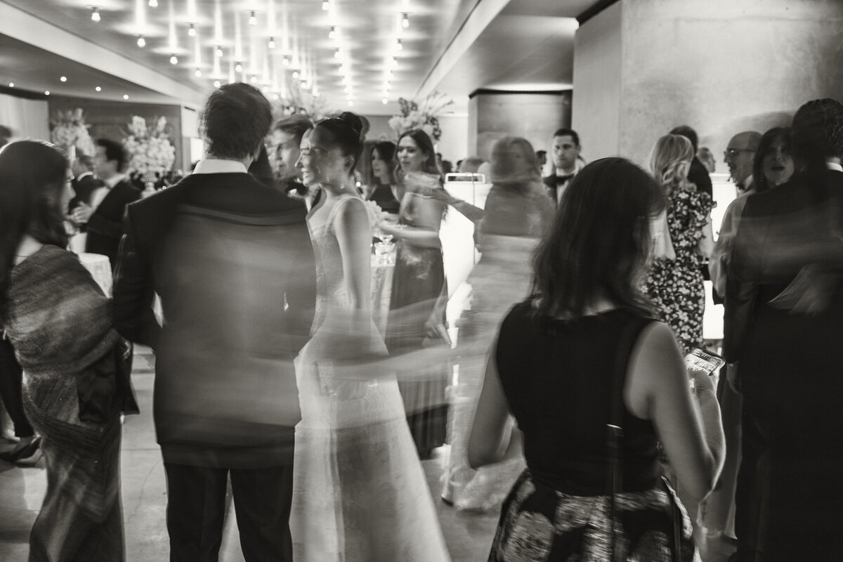 Cocktail hour at jewish wedding at Amangiri Utah