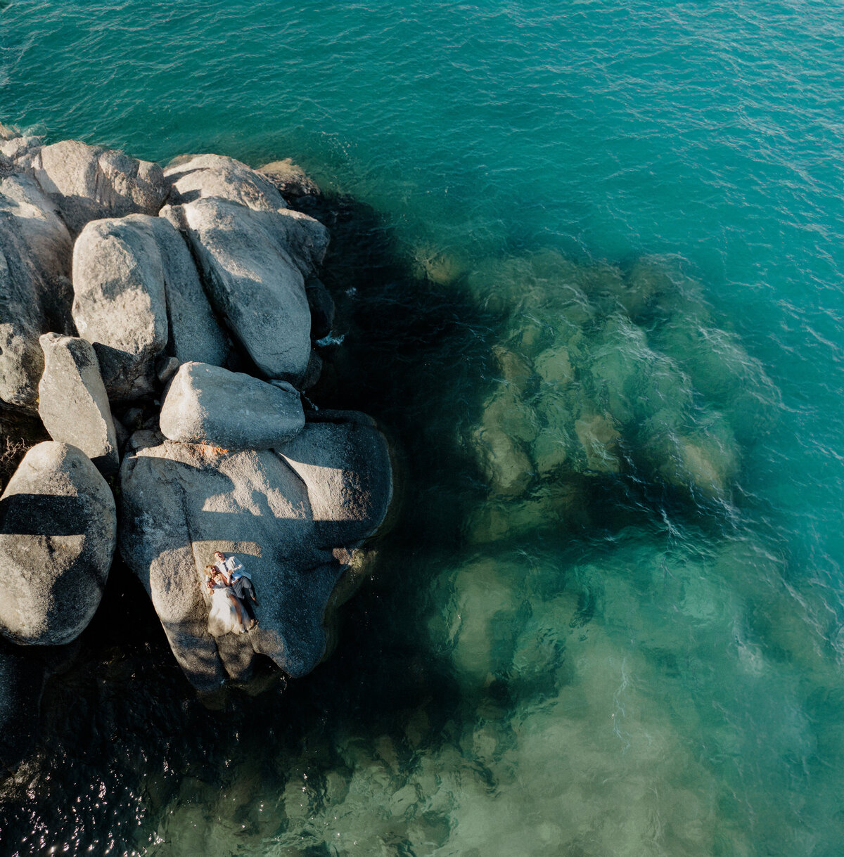 266 Lake-Tahoe-Elopement-Photographer_California-elopement_Adventure-elopement-photographer_Hiking_Lisa-&-Adam-0238 copy