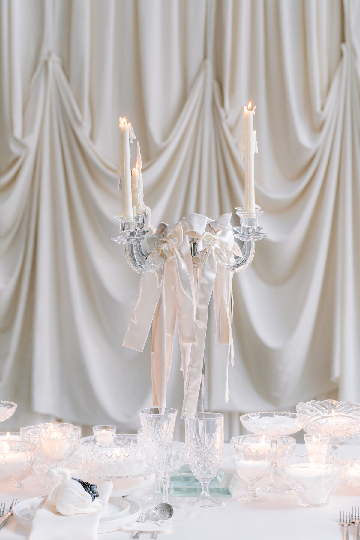 0044 Rococo Editorial Toast Events_Ottawa Art Gallery Wedding_Canada_Photography by Emma