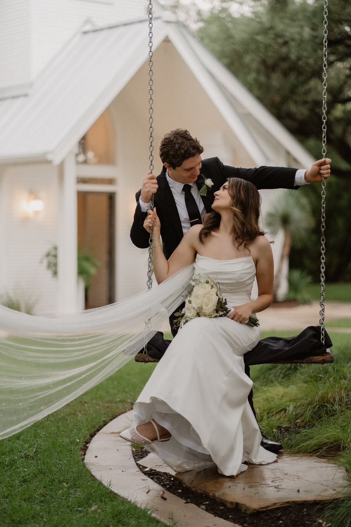 N&TWeddingPreviews-62