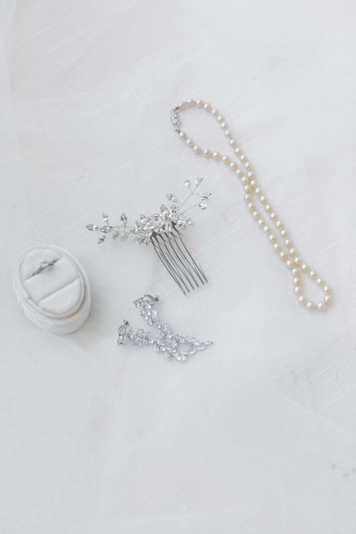 ADPhotography_A+B_GettingReady-45