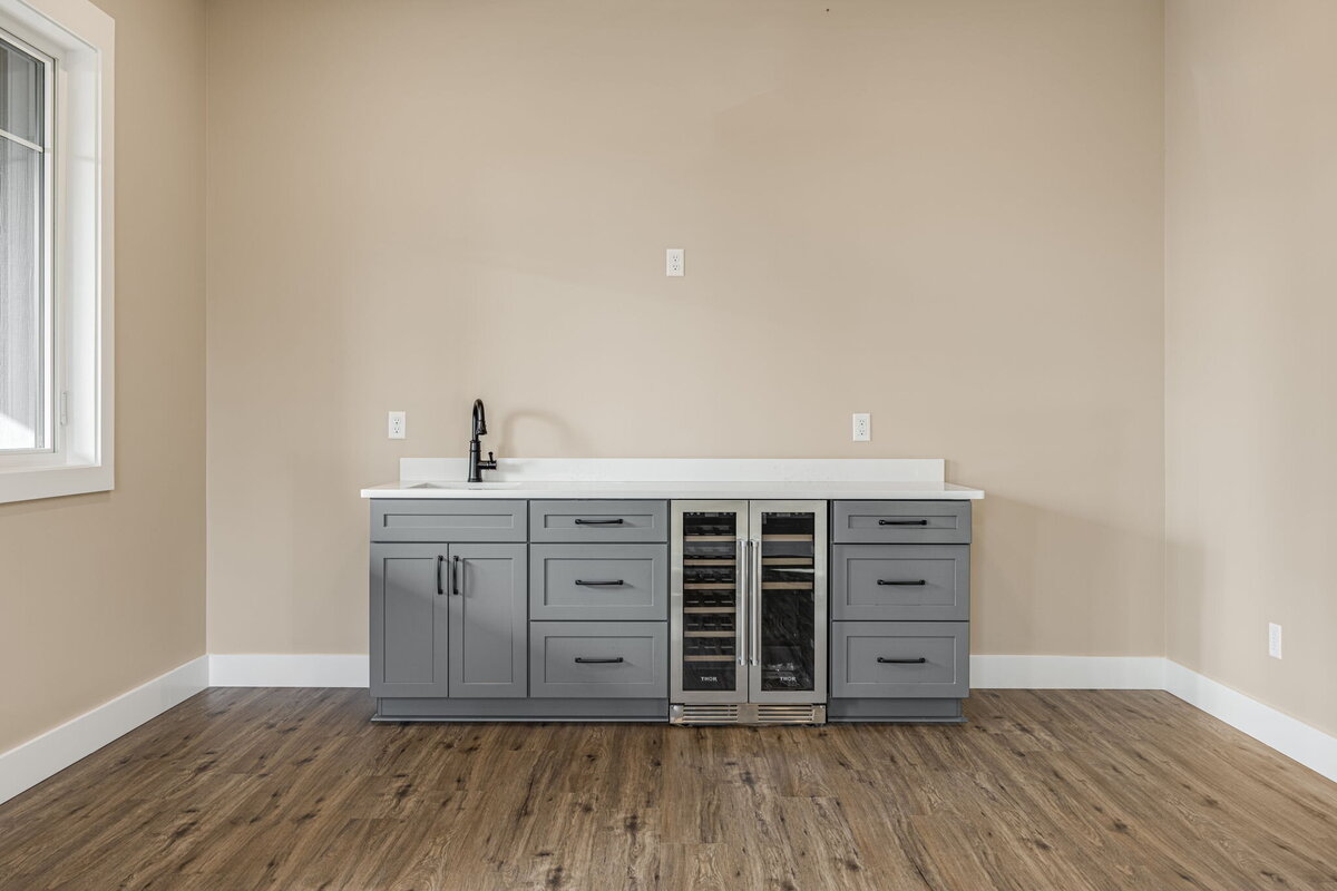 28-web-or-mls-254-bear-cliff-cir