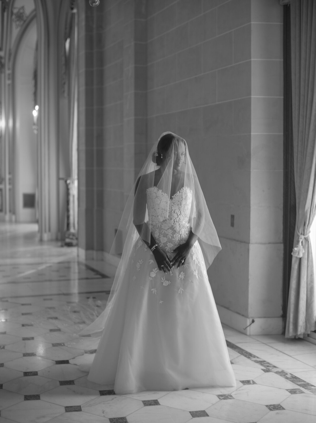 perry-belmont-house-wedding-romantic-bridal-portait