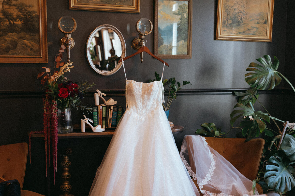 Vanderbuilt Lakeside Wedding| Keegan & Sophia |Megan Badia Photography-7