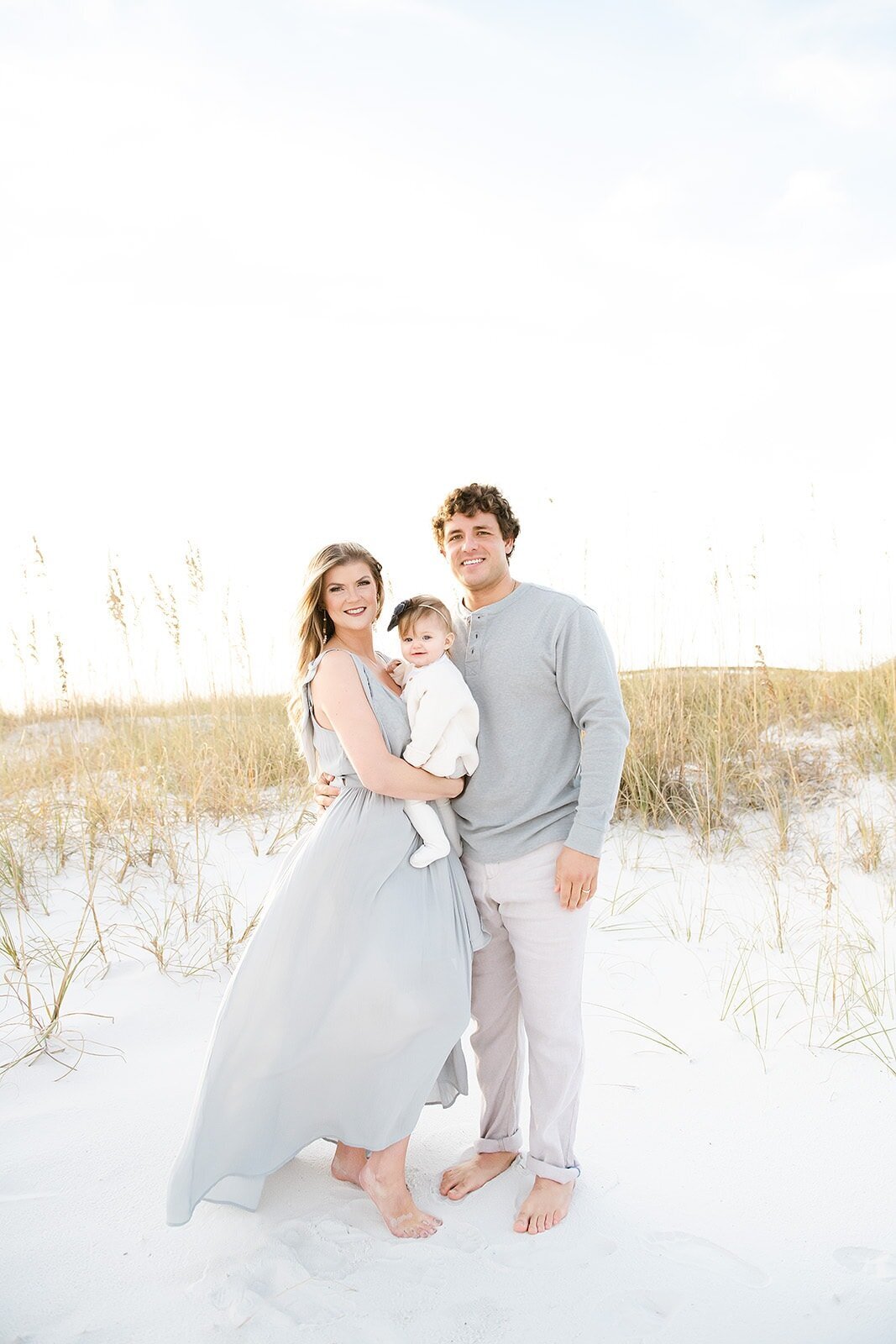 Beautiful destin family at the beach for photo session
