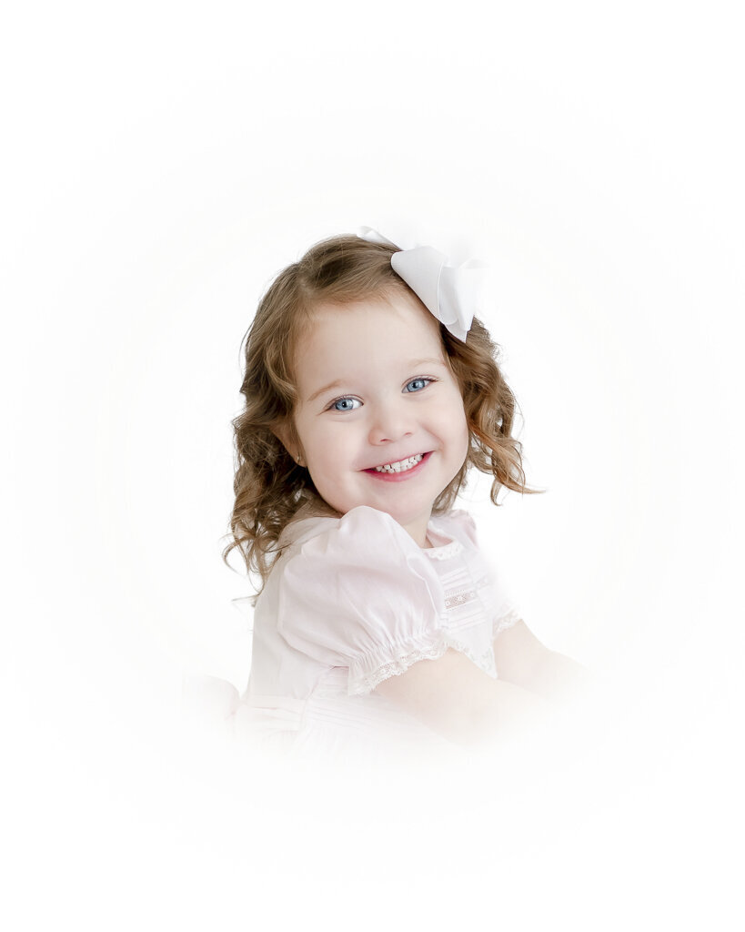 Vingetted children's portrait