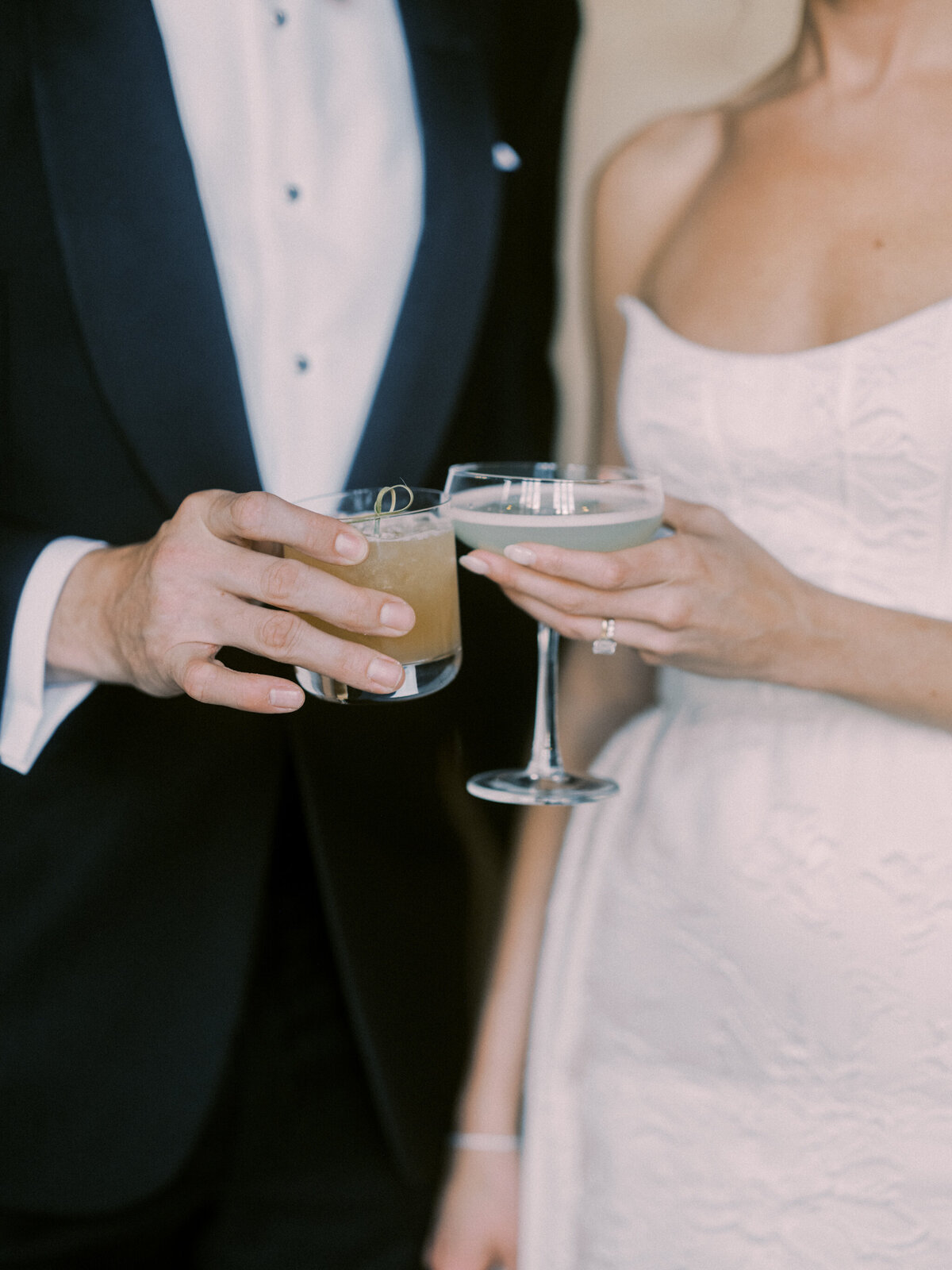 calgary_wedding_photographers_fairmont_banff_springs_destination_wedding_nicole_sarah-81