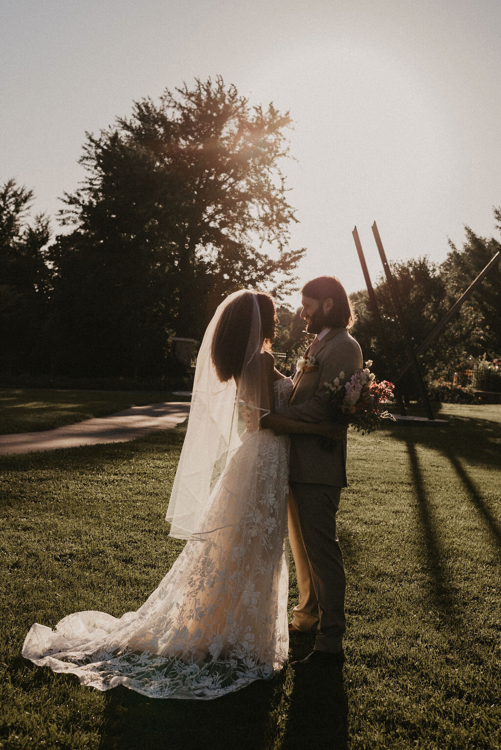 luxury chicago milwaukee documentary style wedding photography