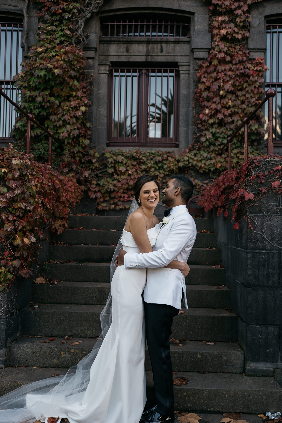 Courtney Laura Photography_ The Carousel Albert Park_ Melbourne City Wedding Photographer_ Viji and Lana-584