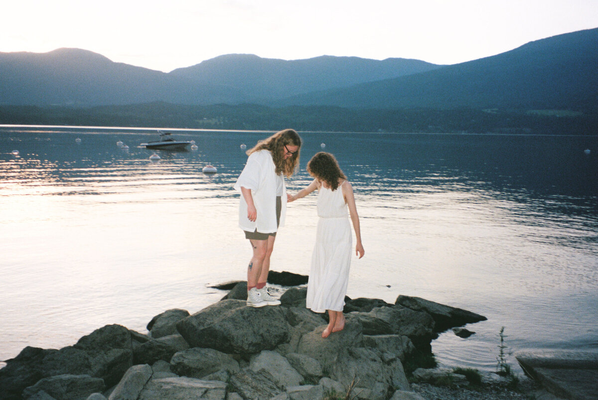 BT-Cottage-Wedding-SalmonArm-EagleBay-Wedding-0029