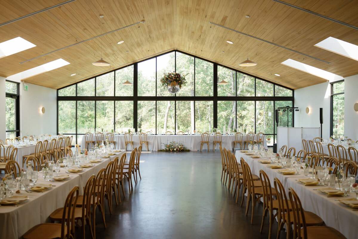 EmilyGRWeddingReceptionDetails-23