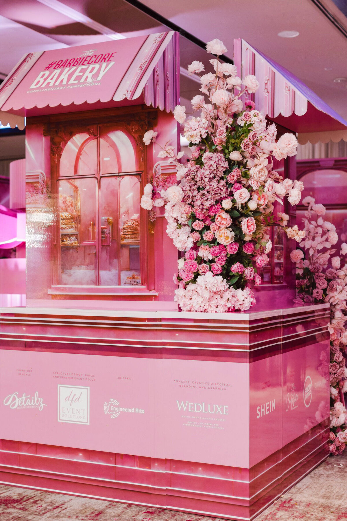 WedLuxe Show 2023 - Barbiecore Bakery photographed by Purple Tree Photography 26