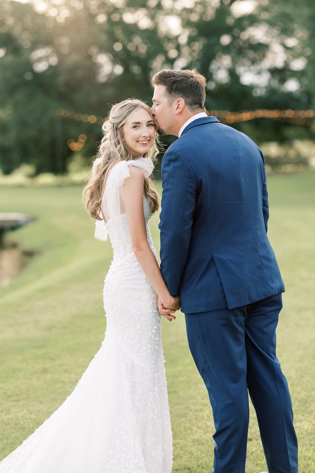 under-the-oaks-venue-georgia-wedding-photography-40
