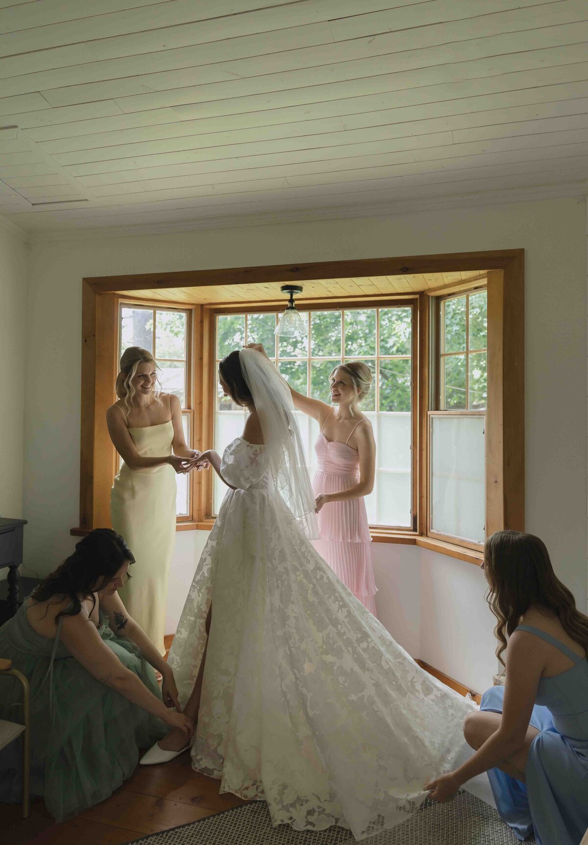 Colourful Spring Wedding - Sonia V Photography