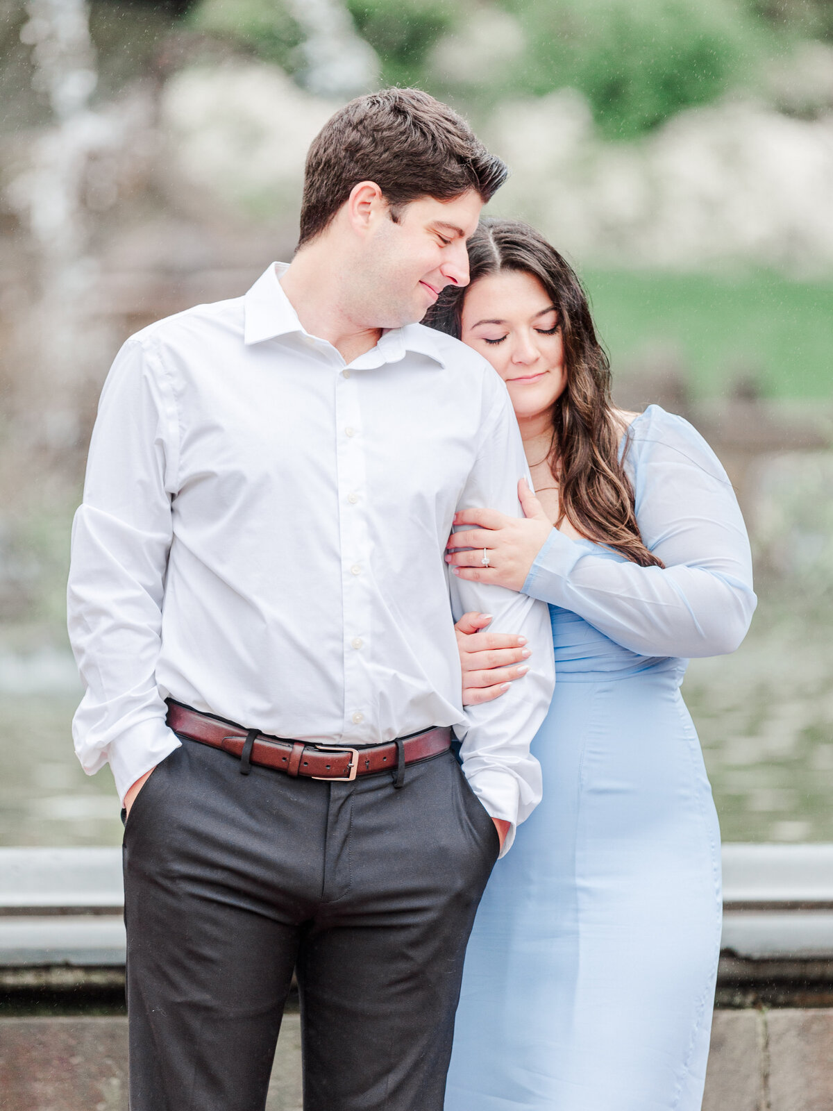 brittany-graf-photography-katie-mattingly-new-york-central-park-public-library-engagement-session-91