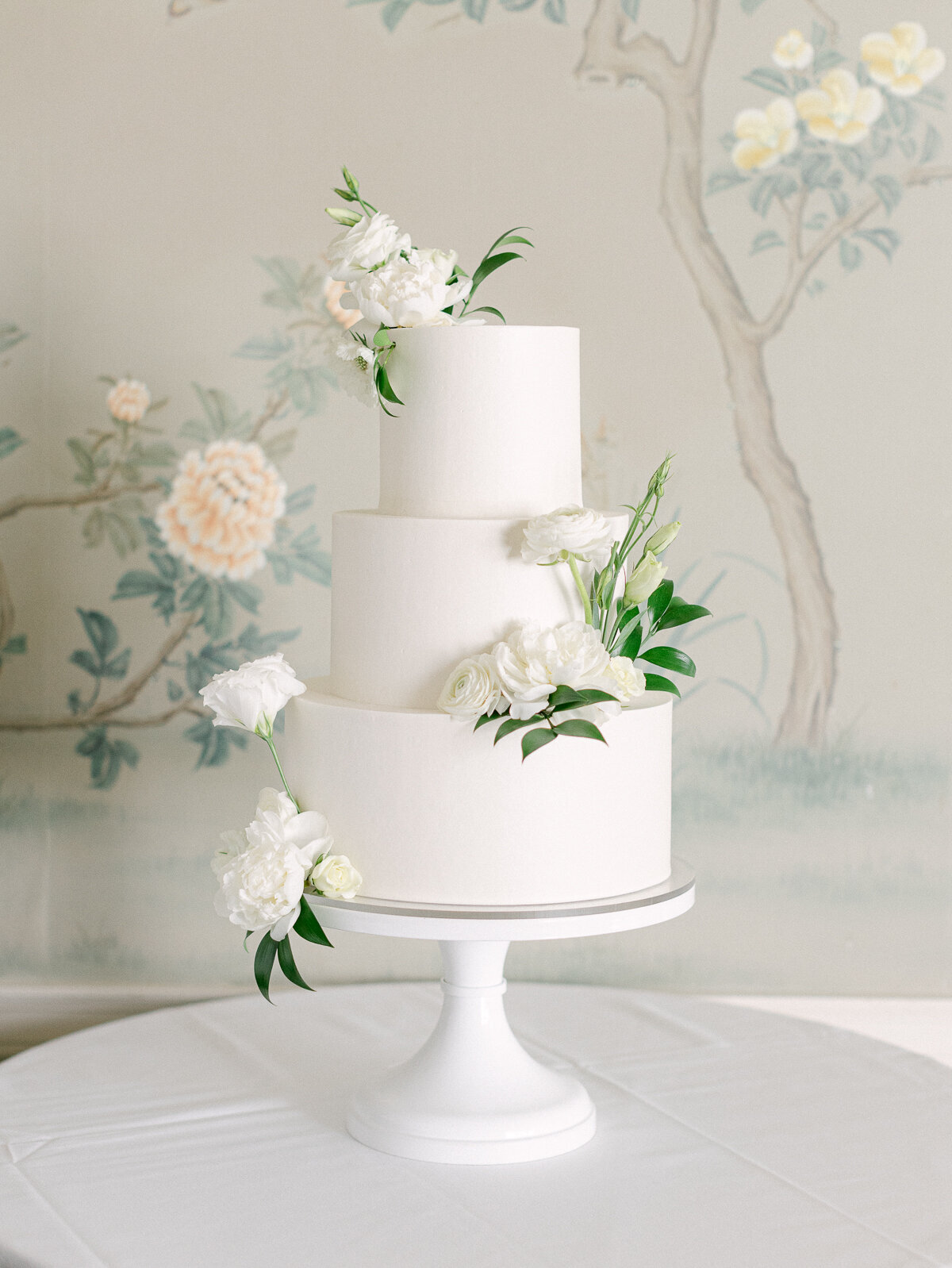 classic white wedding cake