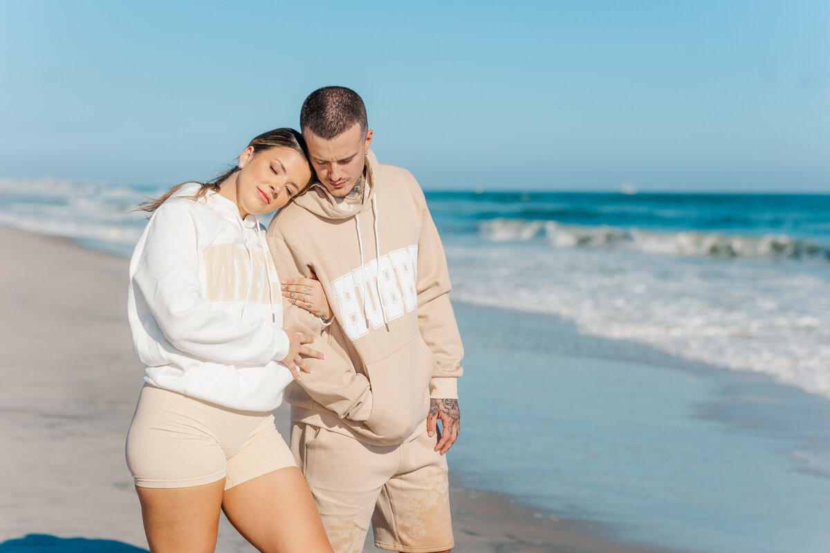 THESWEATSHIRT110623-71