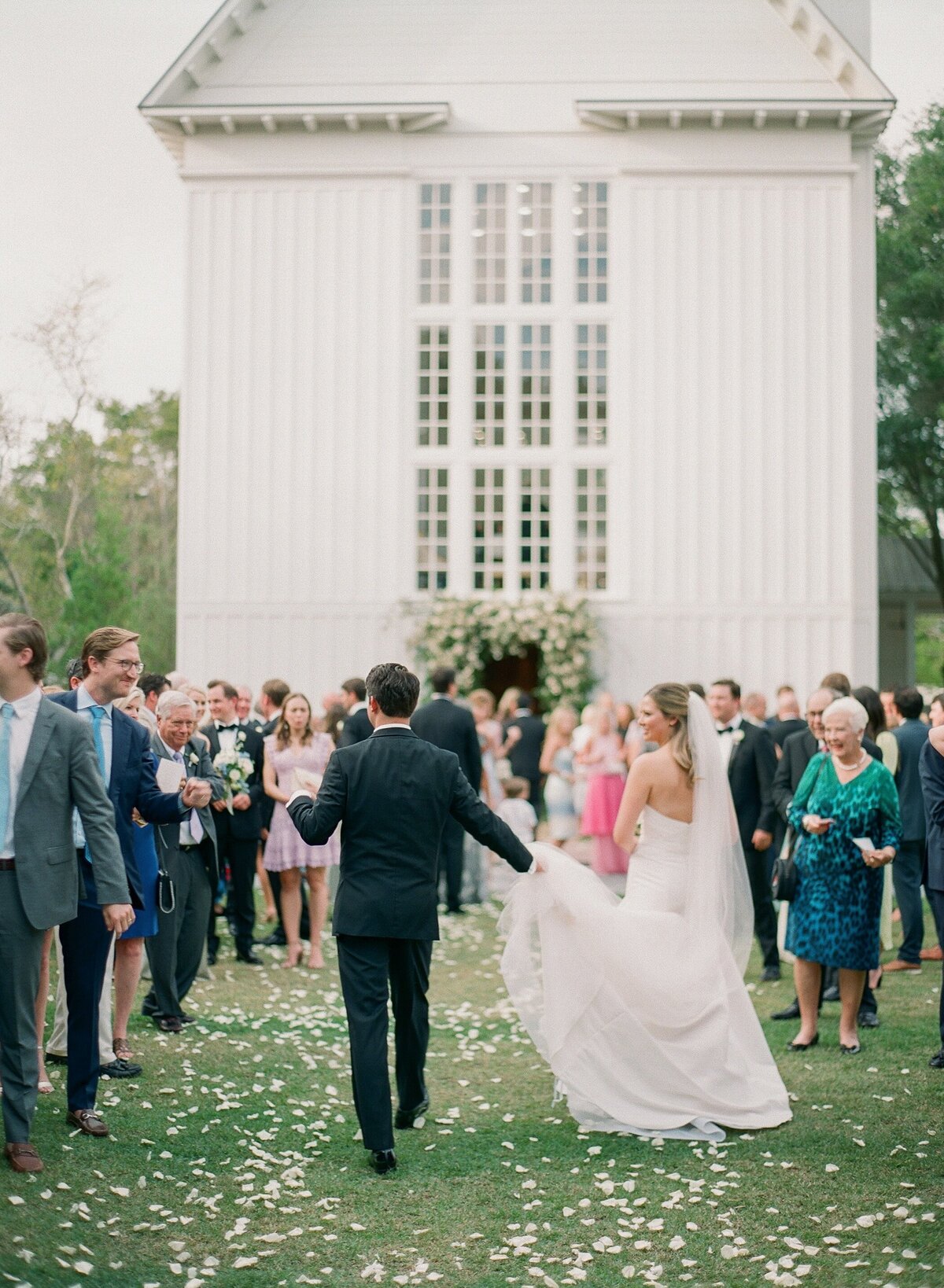 Chapel-at-Seaside-Wedding-Seaside-Florida-Jessie-Barksdale-Photography_0409