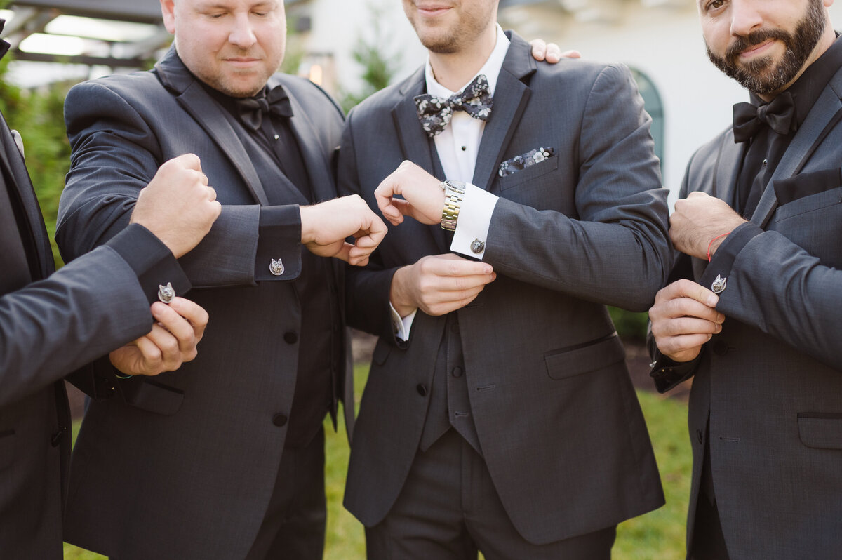 whimsical-wedding-photographer-nj-by-suess-moments-at-the-perona-farms-refinery