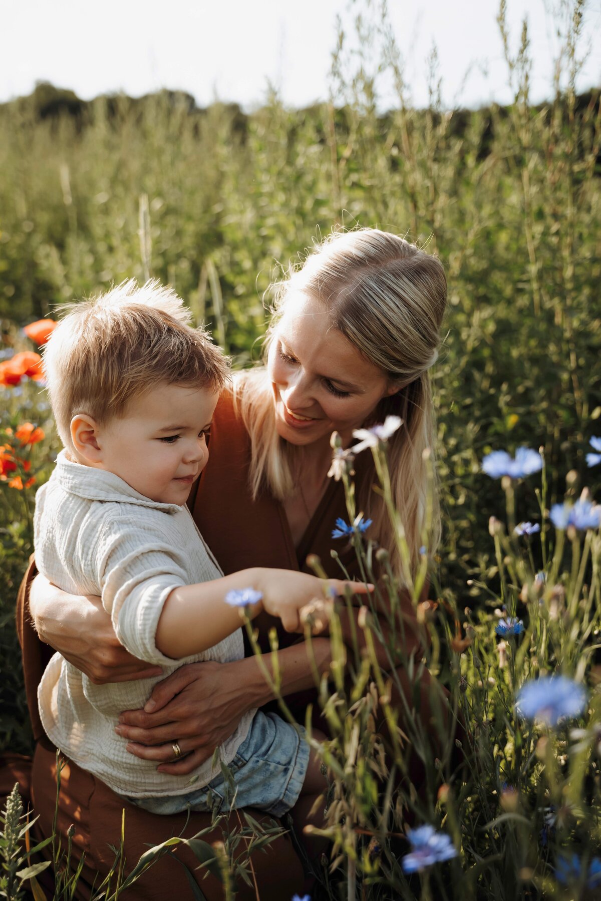 motherhood fotografie limburg, motherhood shoot limburg, motherhood shoot haelen, motherhood shoot roermond, motherhood shoot leudal, motherhood fotografie, motherhood shoot limburg, motherhood shoot brabant, moeder en kind fotografie limburg, moeder en kind fotografie, 