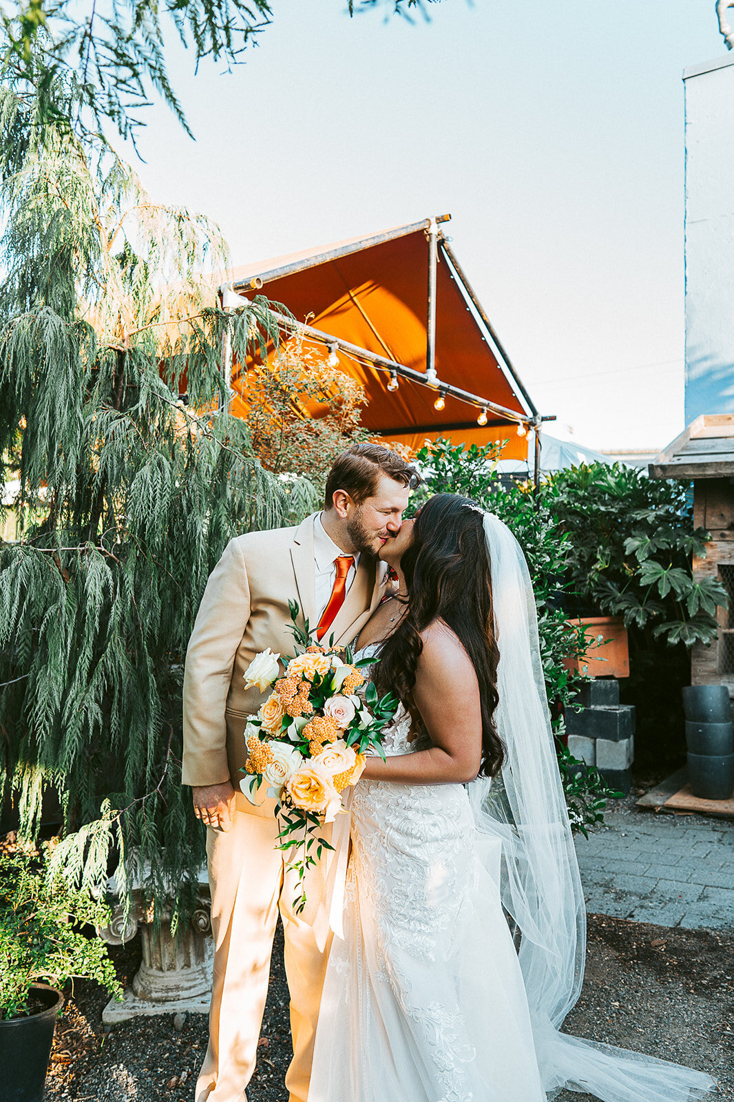 -the-blockhouse-portland-wedding-summer-1-17_websize
