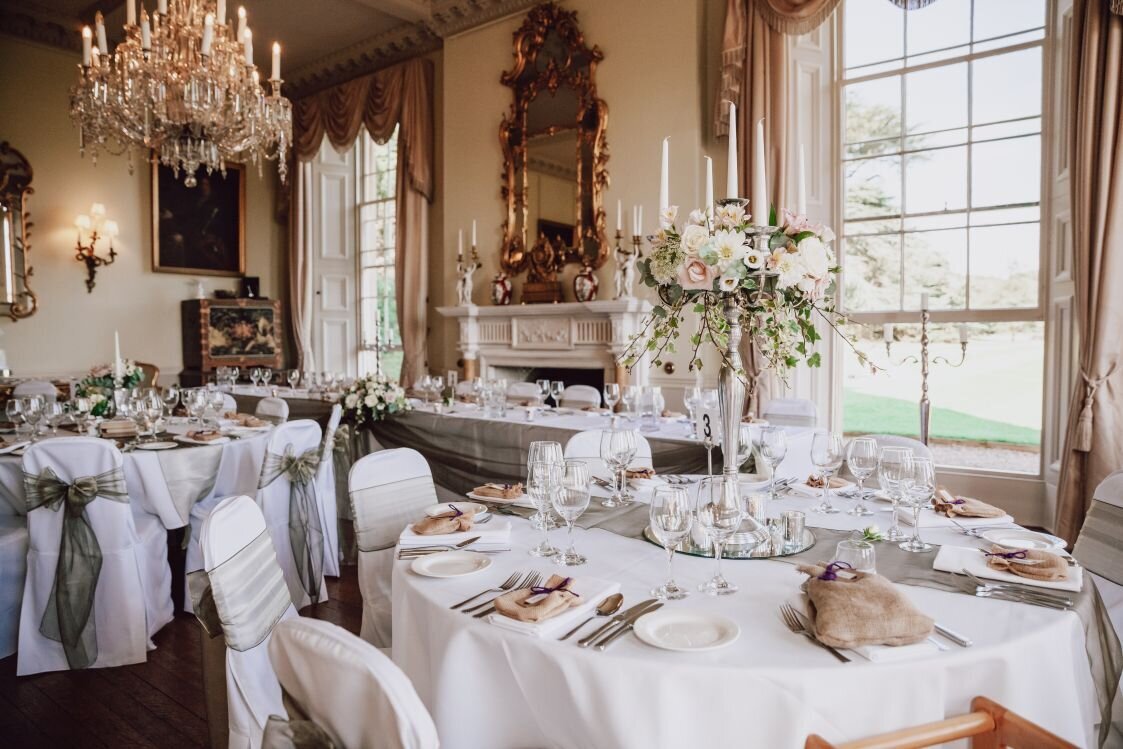 Romantic vintage wedding Prestwold Hall (9)