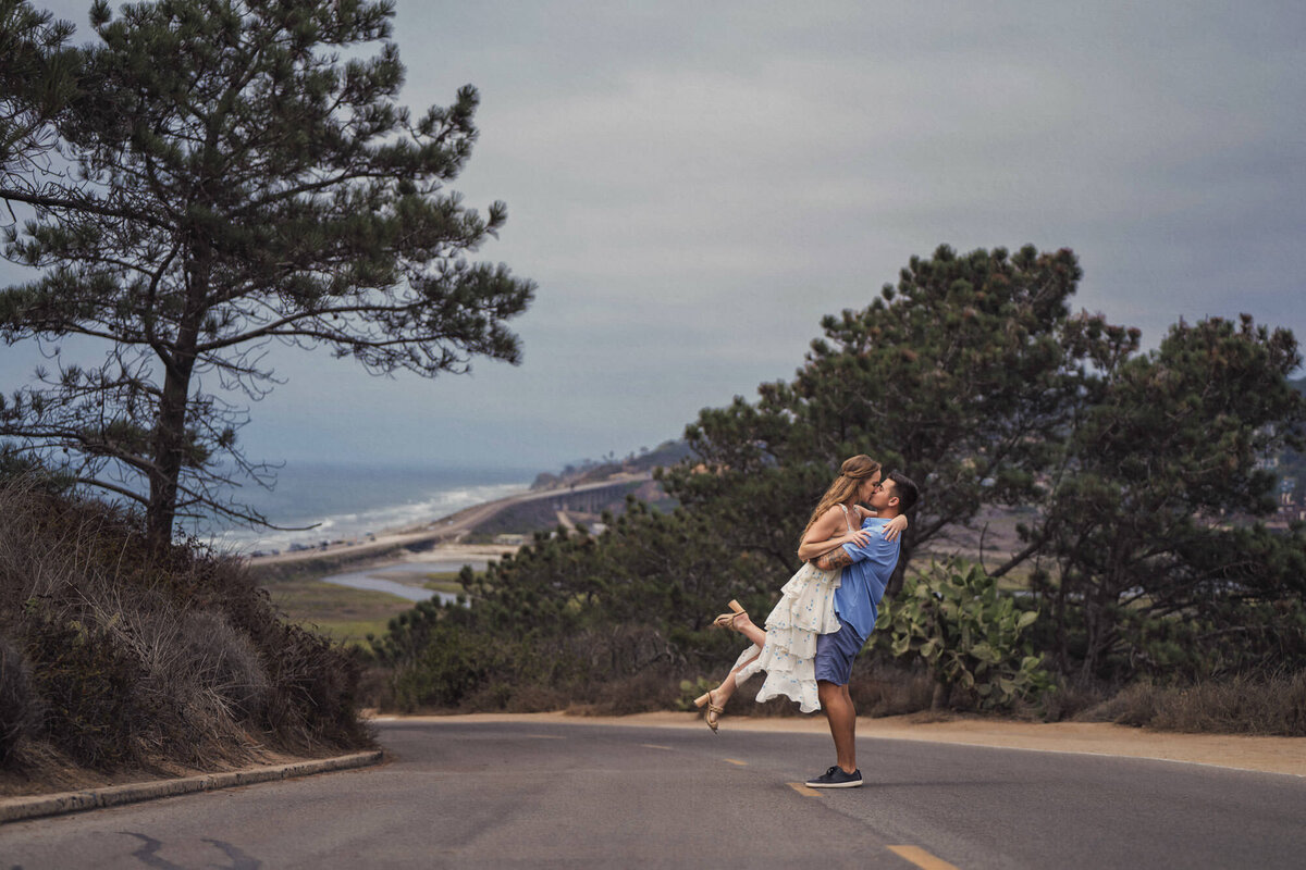 candid-orlando-florida-engagement-photography