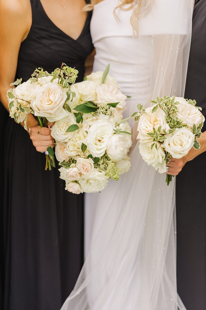 Wedding Party Portraits at Evansville Country Club151