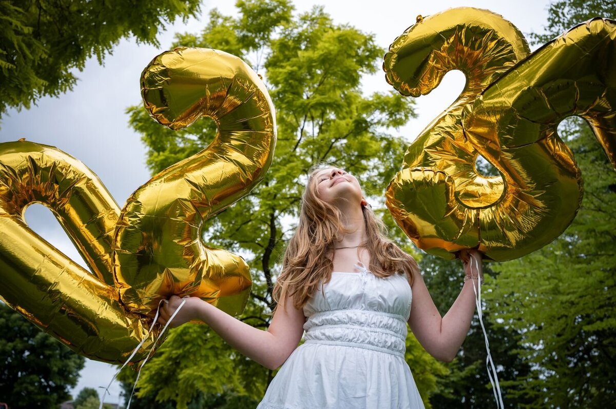 Vancouver_Graduation_Photographer--24