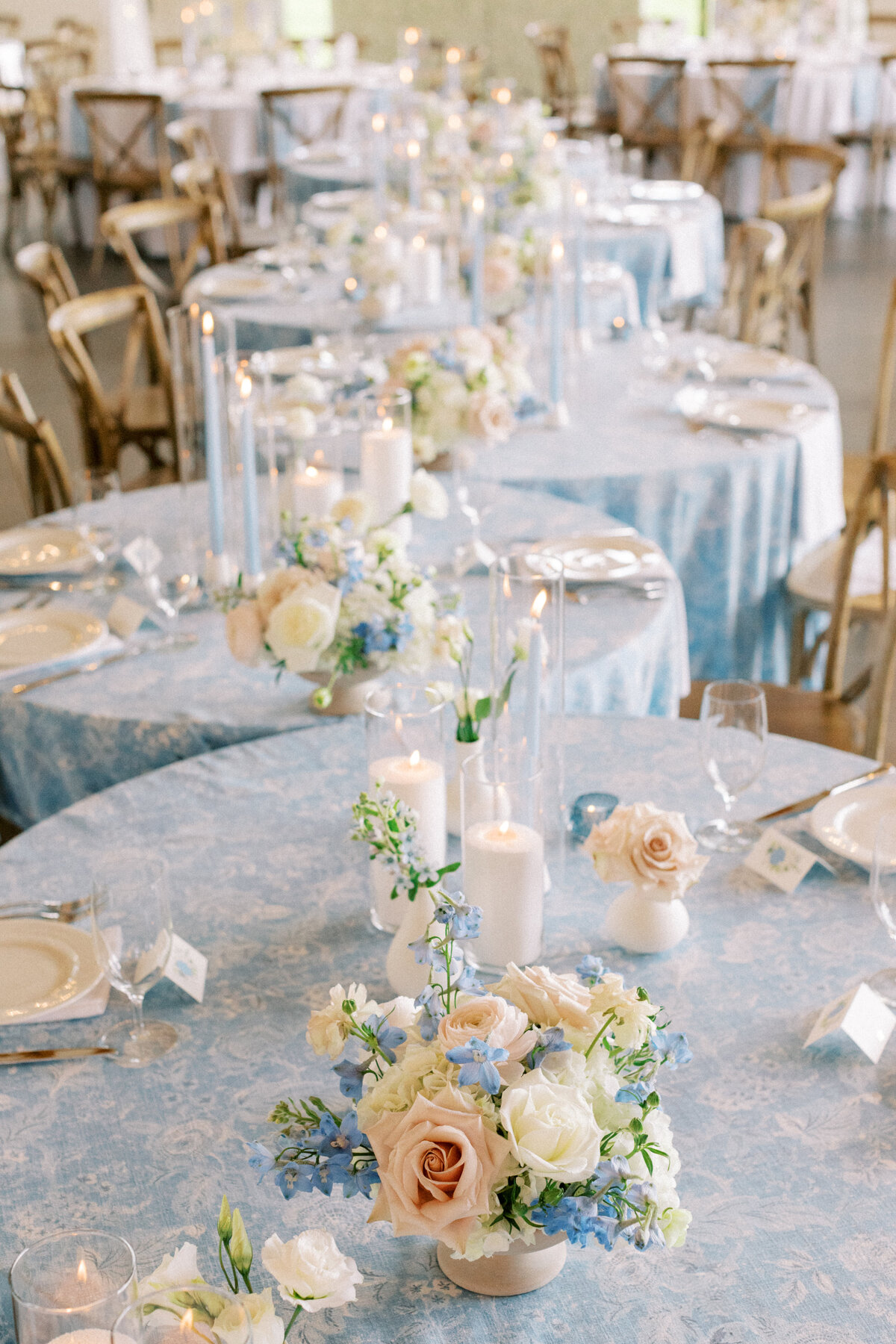 carriage house wedding flowers 19
