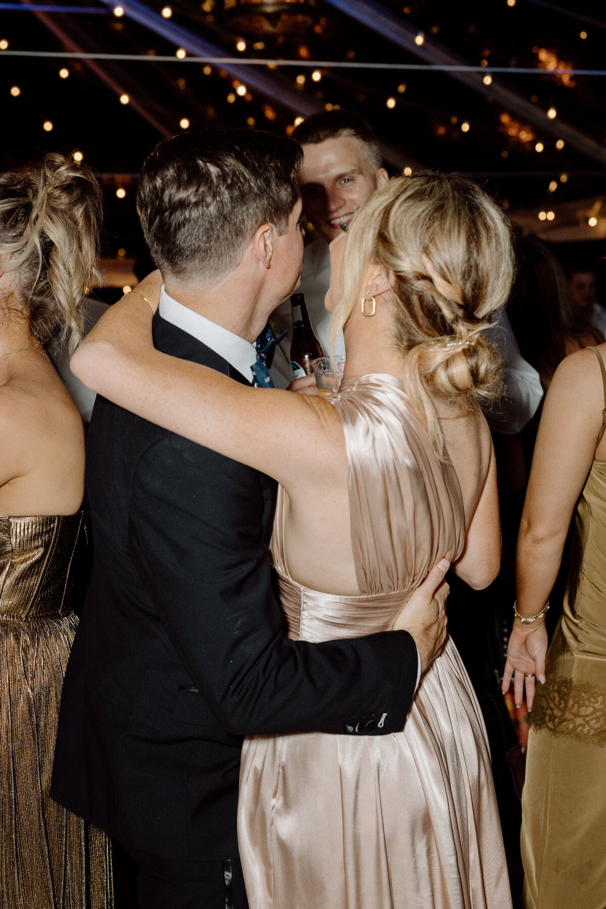 Timeless-Charleston-Tent-Garden-Party-Wedding-PC7A3069