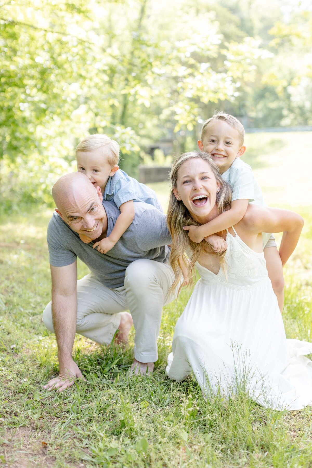 Greenville-SC-Family-Spring-Mini-Session-Magnolia-and-Grace-Photography-Co-MeganP105