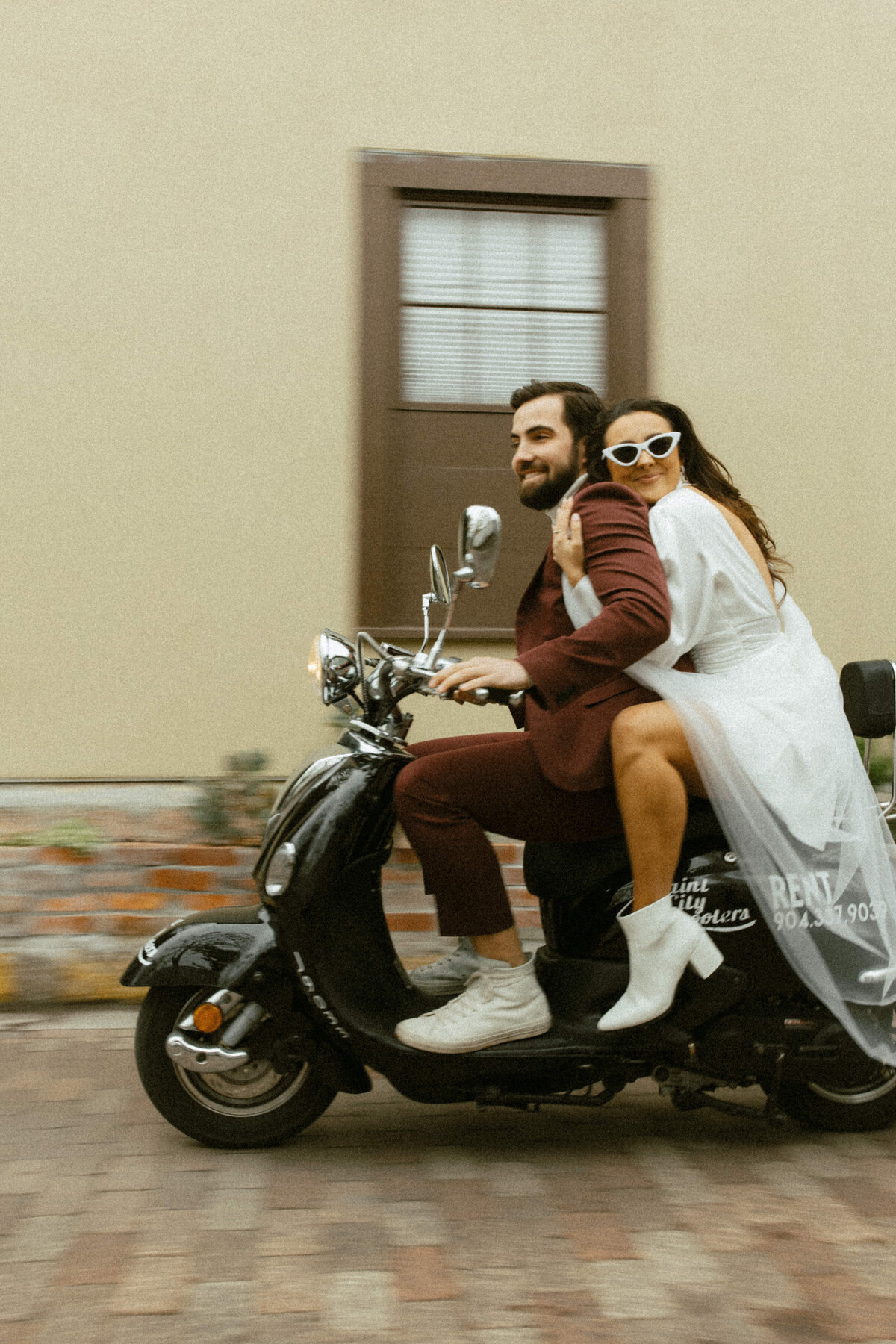 saint-augustine-florida-moped-vespa-elopement-italian-47
