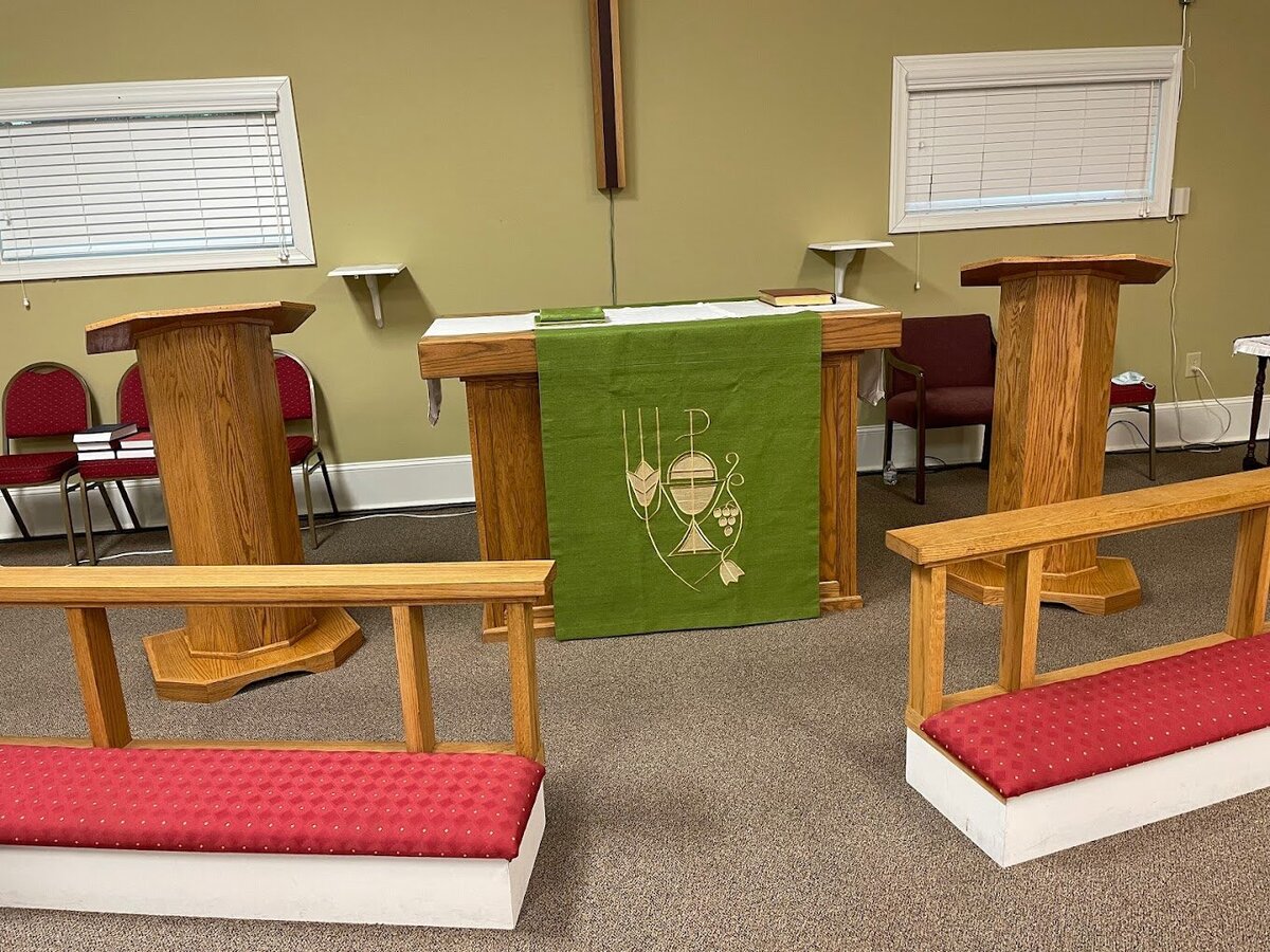 custom church furniture