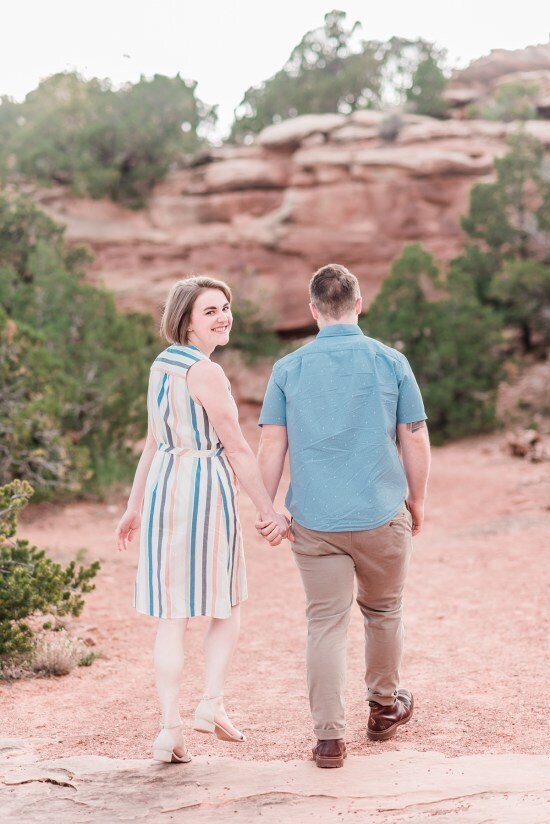 couples-portraits-colorado-national-monument_0252