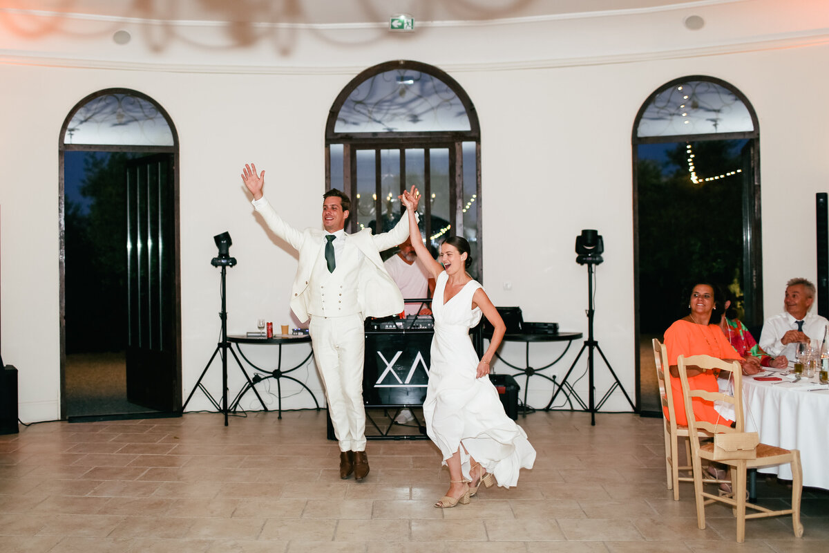 luxury-destination-wedding-chateau-rasque-provence-leslie-choucard-photography-65