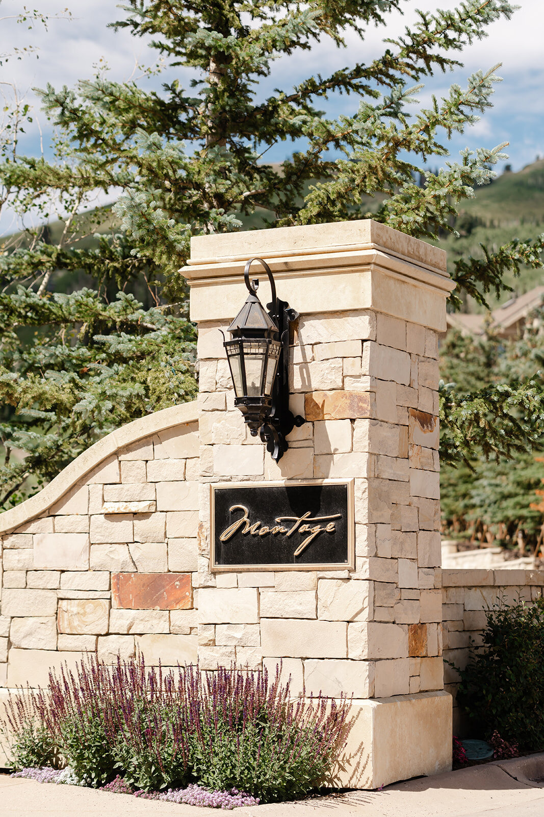 montage-deer-valley-summer-park-city-utah-wedding-logan-walker-425L-0020