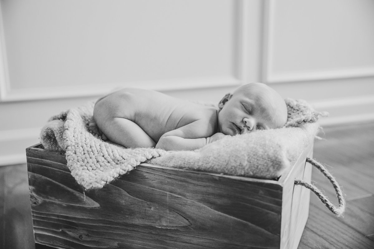 raleigh-newborn-photographers-evan-2656-2