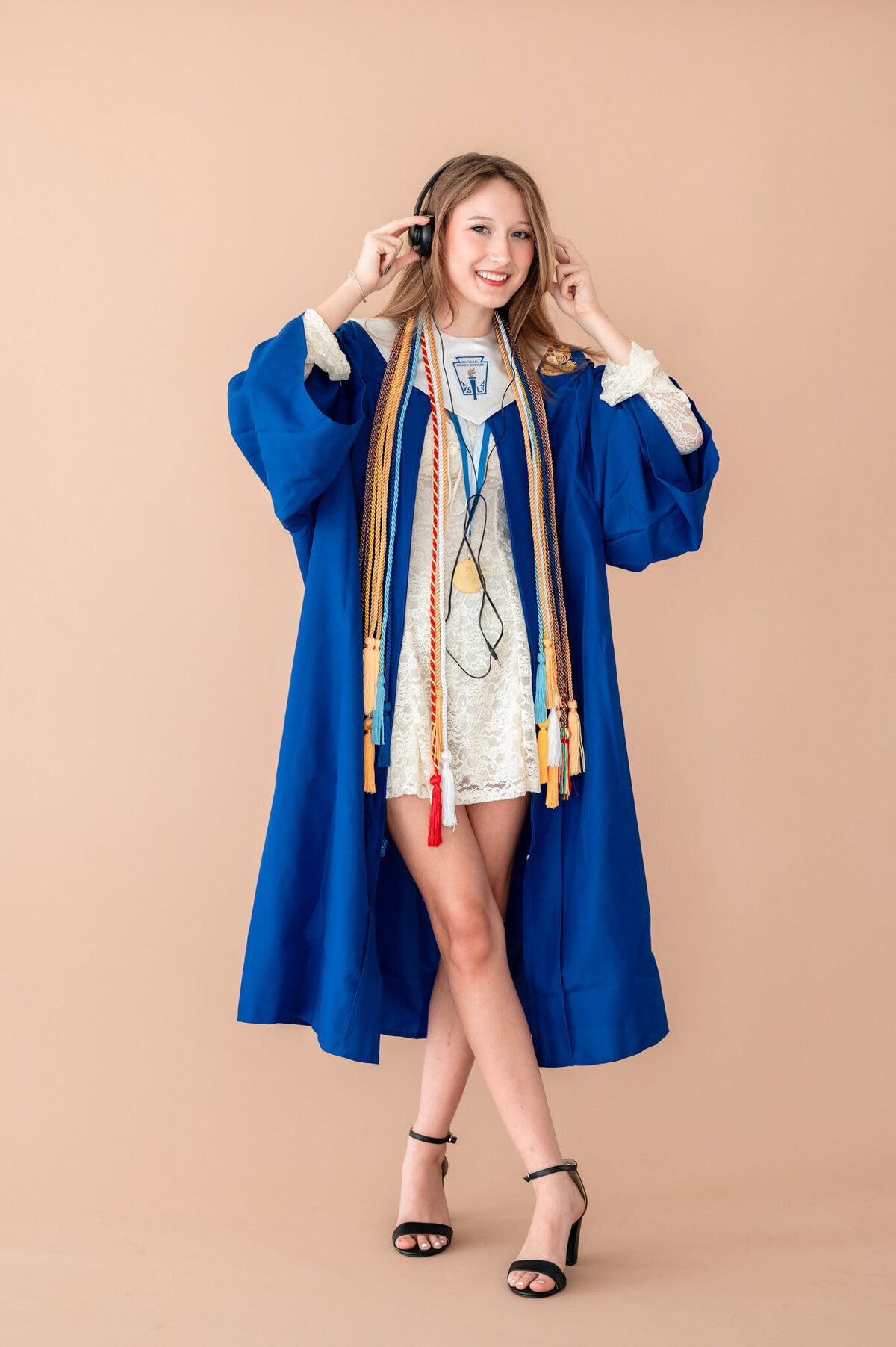 anastasia-misha-studio-graduation-session-jax-mini-studio-jacksonville