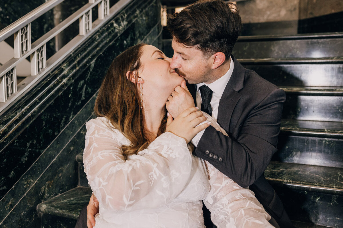 Frist-Museum-Downtown-Nashville-Engagement-Session-81