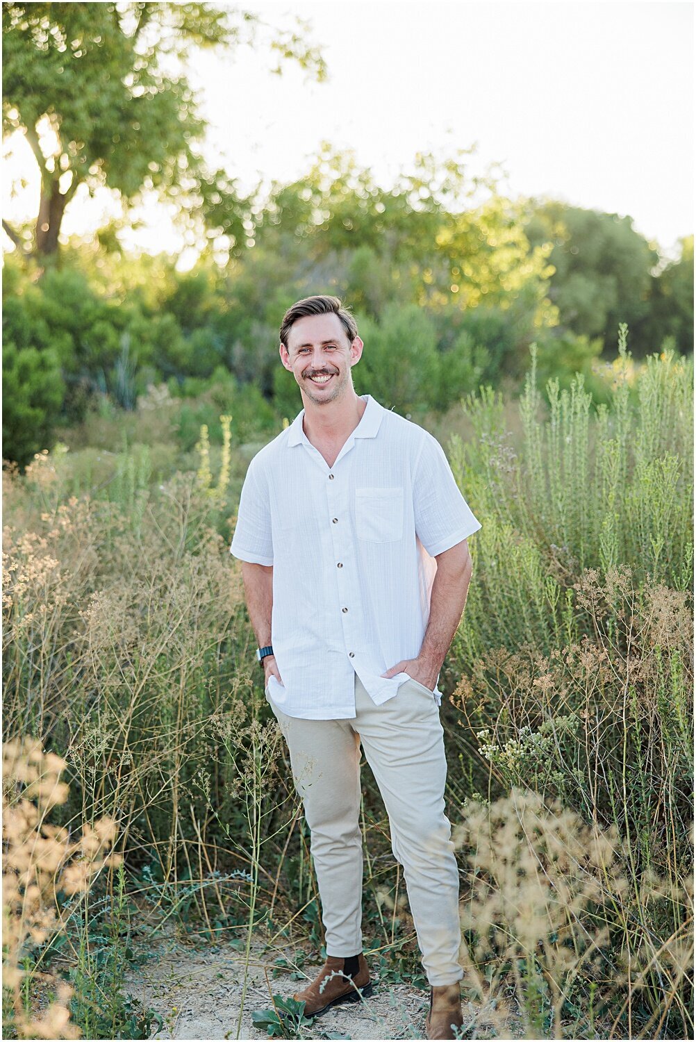 Neutral-Outfit-Insperation-Ideas-Family-Portraits-in-Menifee (26)