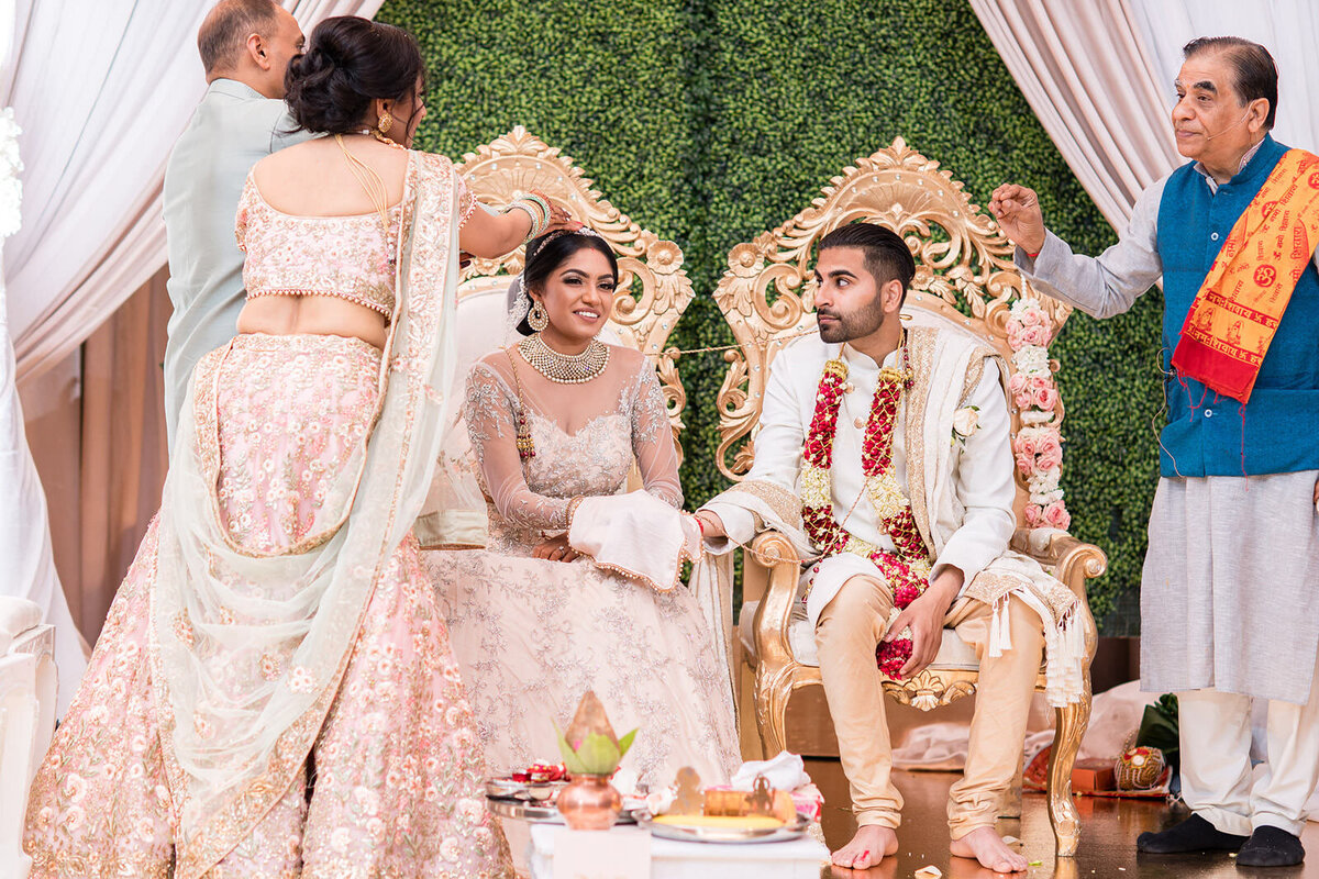 Chicago indian ceremony wedding photography - toronto wedding photographer
