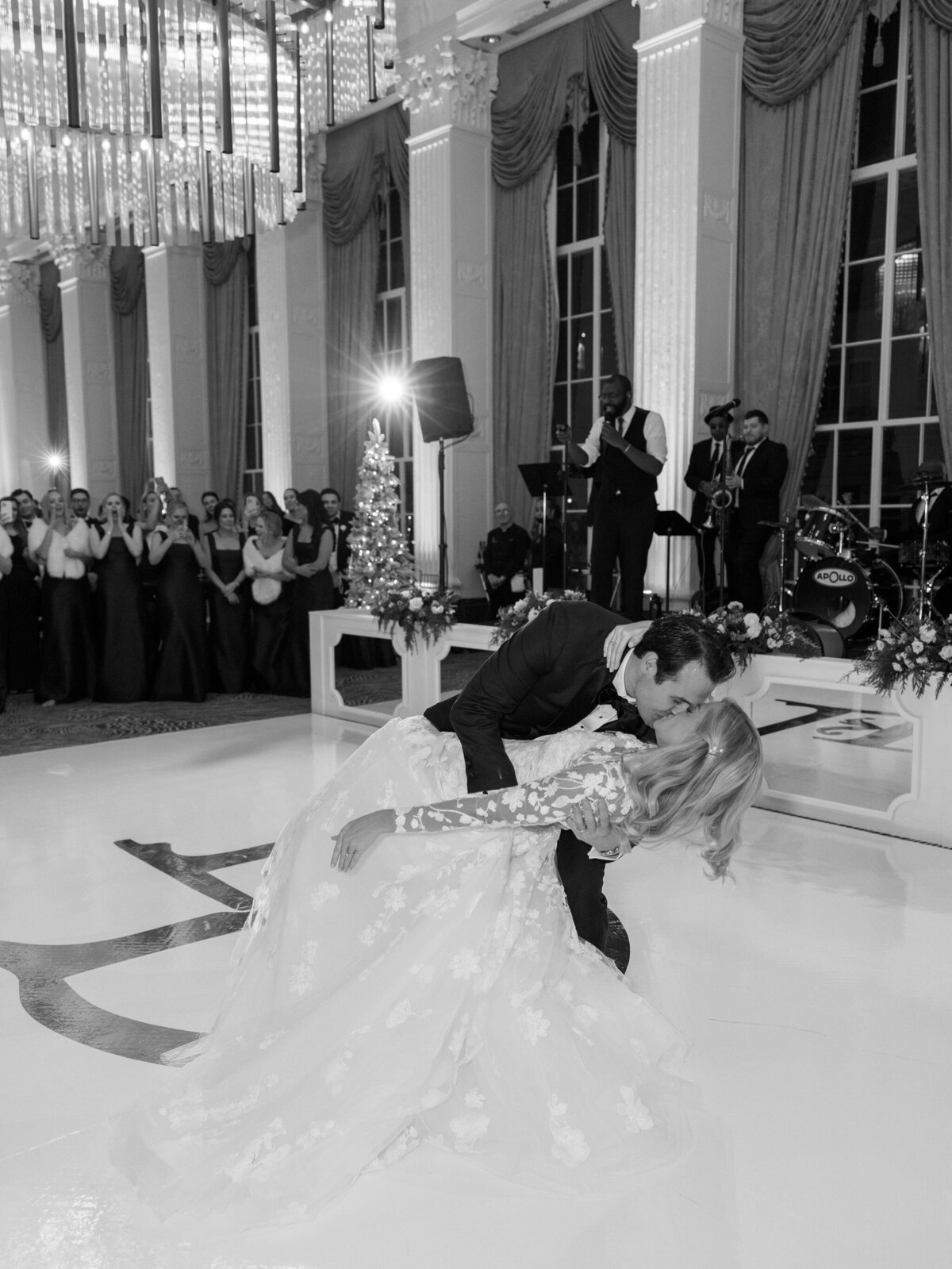 sarahharvey_ditostoweddingpreview414507