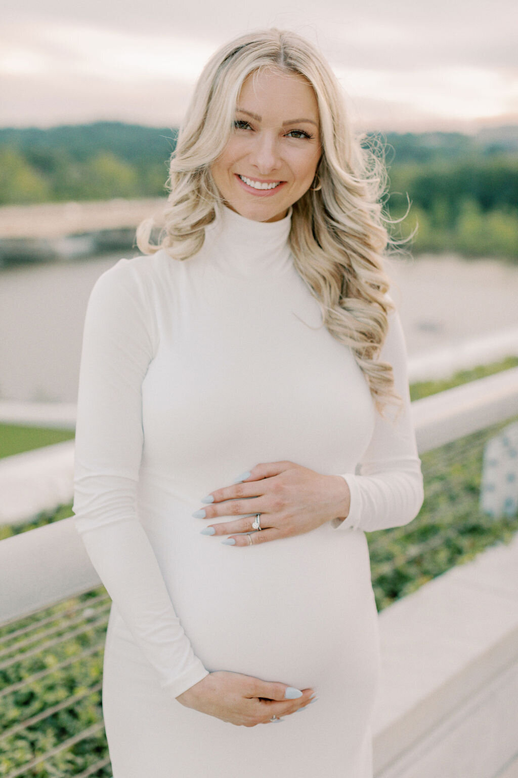 ChristianRumleyPhotography_Leah+Ricky_Maternity_TheKennedyCenter-183