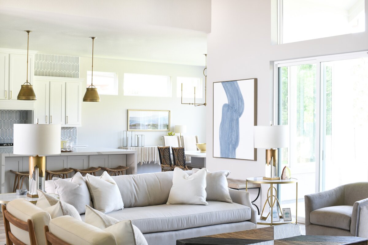 resort-style-living-room-interior-design-georgetown-texas-1-min