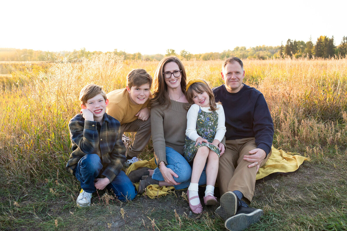 Calgary-outdoor-family-photos-Kate-Daniel-Photography-11