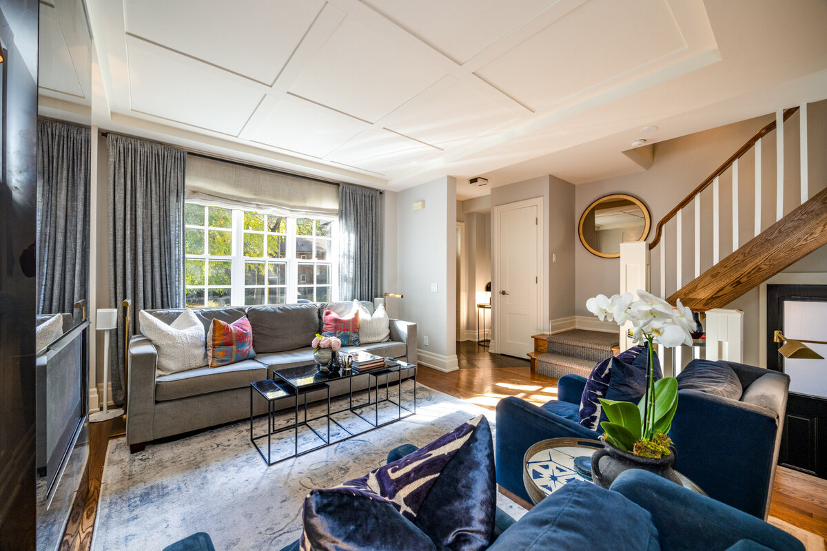 3. Living TPM_3022-Edit