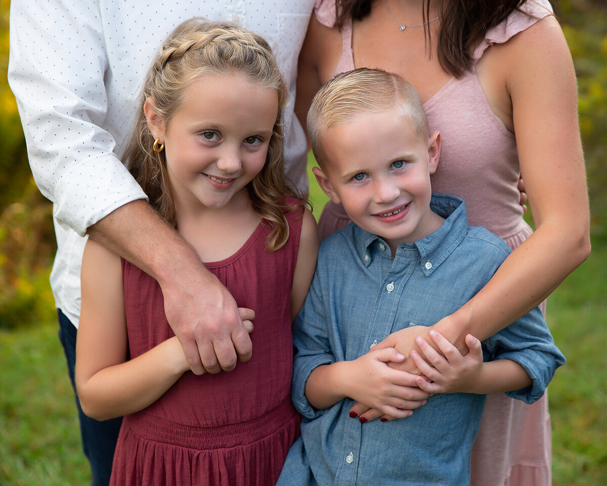 family-outdoor-photographer-greensburg-pittsburgh-Pennsylvania