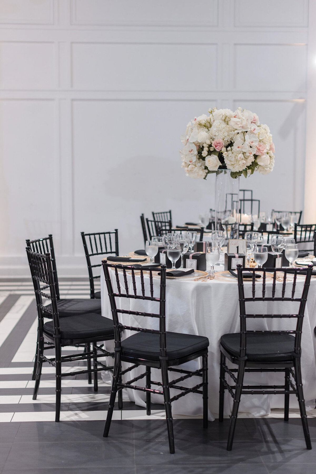 luxury black and white wedding